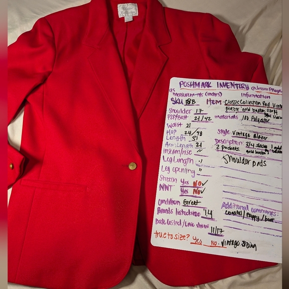 IC COLLECTION Vibrant Red Blazer Medium (14 Vintage Size) Gold Accent - Picture 5 of 5